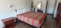 Albuquerque Inn Near Airport I 40