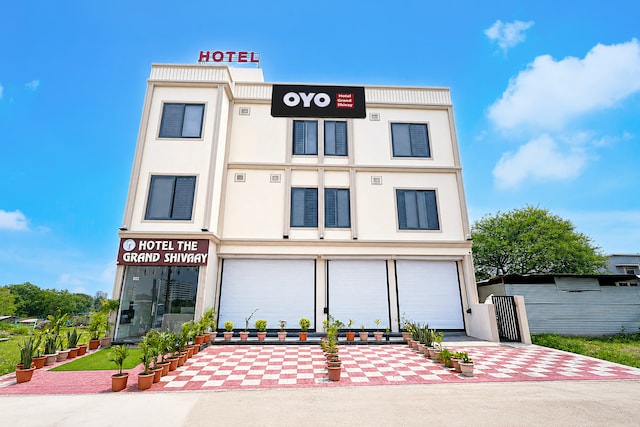  Hotel O Grand Shivay 