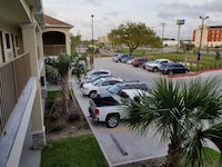 Scottish Inns & Suites Bay City, TX