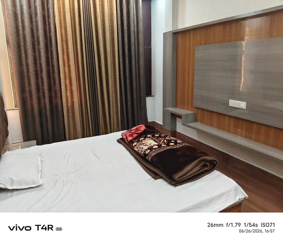 SPOT ON Kanha Hotel , Etawah, Etawah