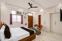 Super Townhouse Khajuri Khas Metro Station