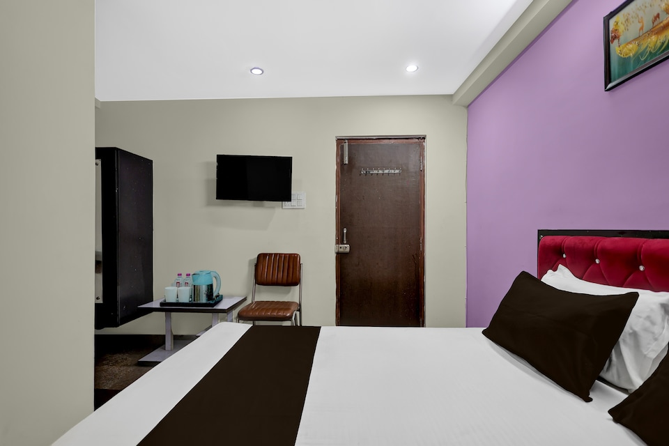 Hotel O Visakhapatnam Railway Junction Formerly Kesava Residency, Transit Vizag, विशाखपट्नम
