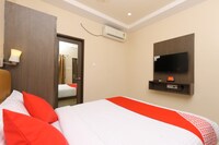 OYO Kalyani Grand Near Pvr Spi Palazzo Chennai