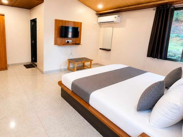 Hotel O  Jungle Eye