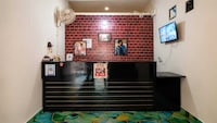  Royal Blue Hotel
