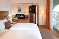 Dorint an der Kongresshalle Augsburg by Sunday Hotels