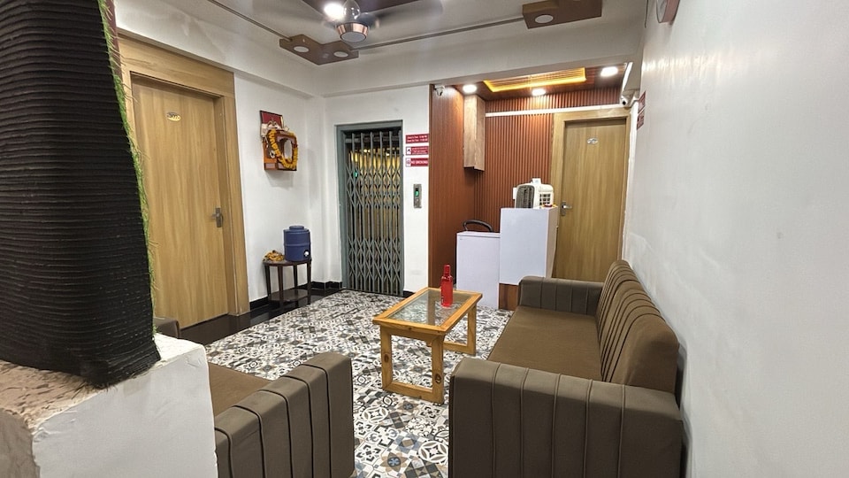 Hotel O Nivasa Inn, Lashkar, Gwalior