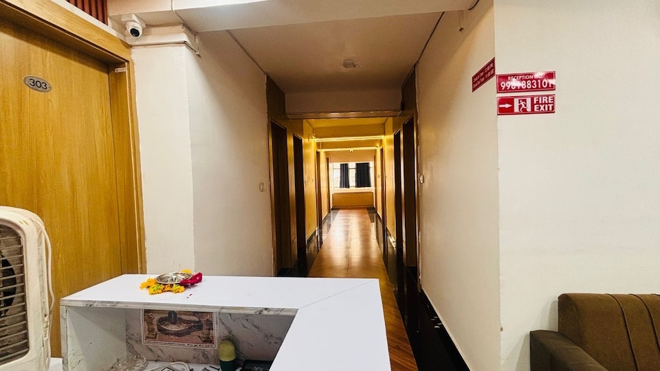 Hotel O Nivasa Inn, Lashkar, Gwalior