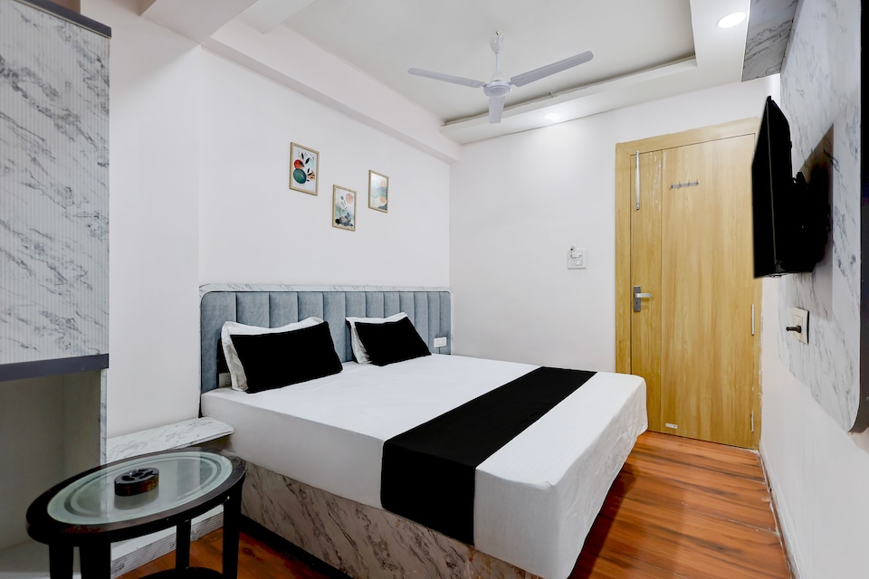 Hotel O Nivasa Inn, Lashkar, Gwalior