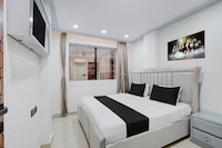Hotel O Bay Inn