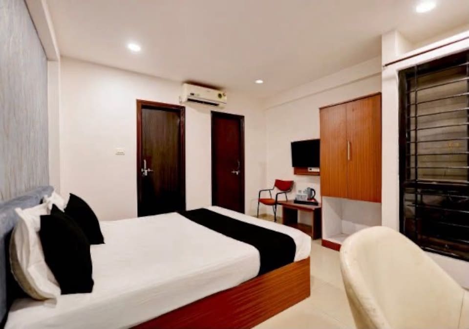 Hotel O Hotel Expression, Vijay Nagar Indore, Indore