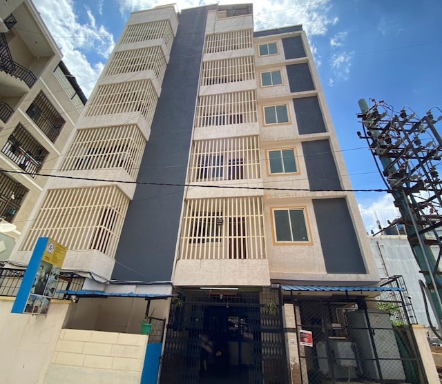 Townhouse Nagawara Junction Bangalore