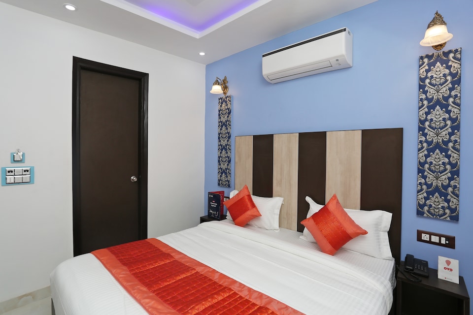 OYO Hotel T Star, Airport Delhi, Delhi Transit