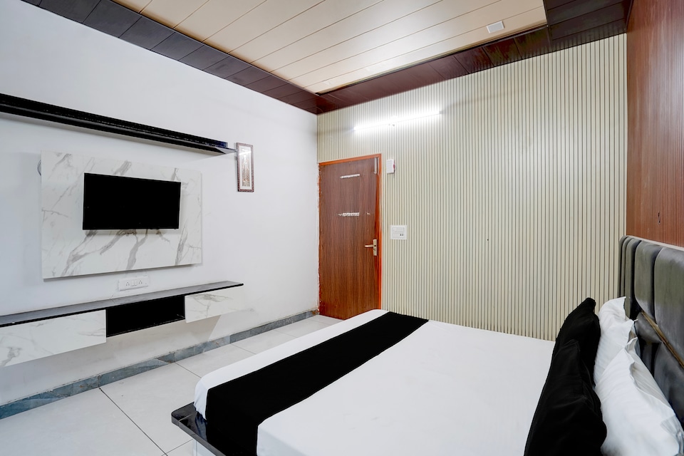 Spot On Golden Resort , Rohtak, Rohtak