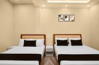 Hotel O Shivaksh pink palace 