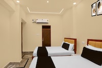 Hotel O Shivaksh pink palace 