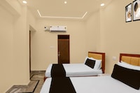 Hotel O Shivaksh pink palace 