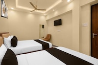 Hotel O Shivaksh pink palace 