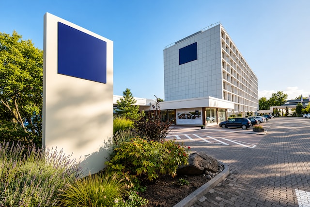 Dorint am Main Taunus Zentrum Frankfurt/Sulzbach by Sunday Hotels