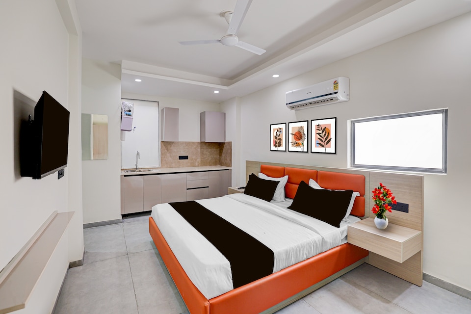  Townhouse Biodiversity Park Sector 52, Medanta, Gurgaon