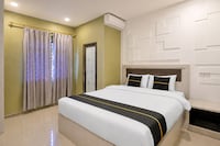 Collection O Near Harbour Bay Mall formerly X Ten Guest House
