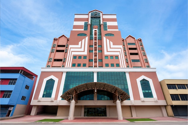 Palette - Kota Tinggi Mayres Hotel