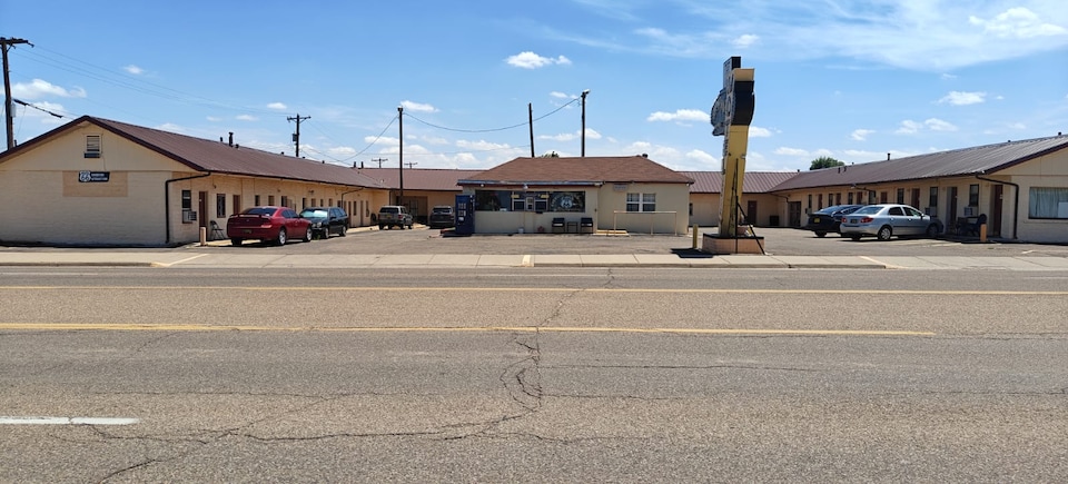 Americana Motel Tucumcari Route 66, Tucumcari, NM, Tucumcari, NM