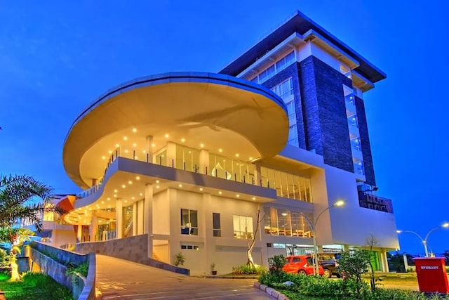 Sunday Hotel Antero Jababeka