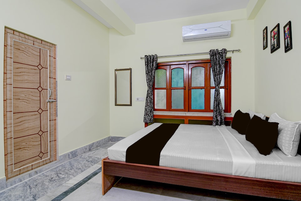 SPOT ON COZY NEST GUEST HOUSE, Ruby Hospital Kolkata, Kolkata
