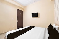 Hotel O Sector 51 Metro Station Noida Formerly Dream House