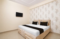Hotel O Sector 51 Metro Station Noida Formerly Dream House