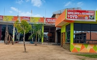 SPOT ON Surya Hotel & Restaurant