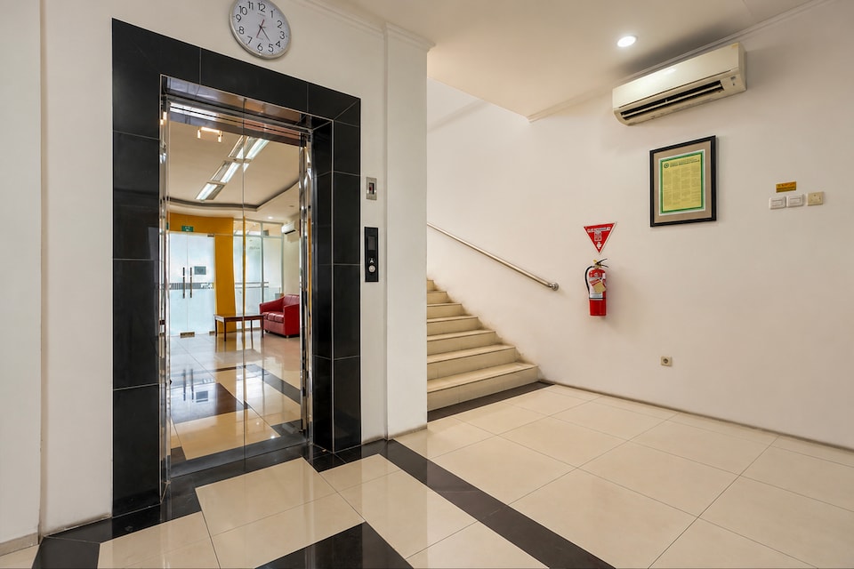 Townhouse Oak Hotel Damar Kurung, Gresik, Gresik