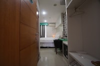Townhouse Oak Hotel Damar Kurung