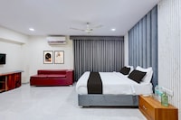 Hotel O SAAN