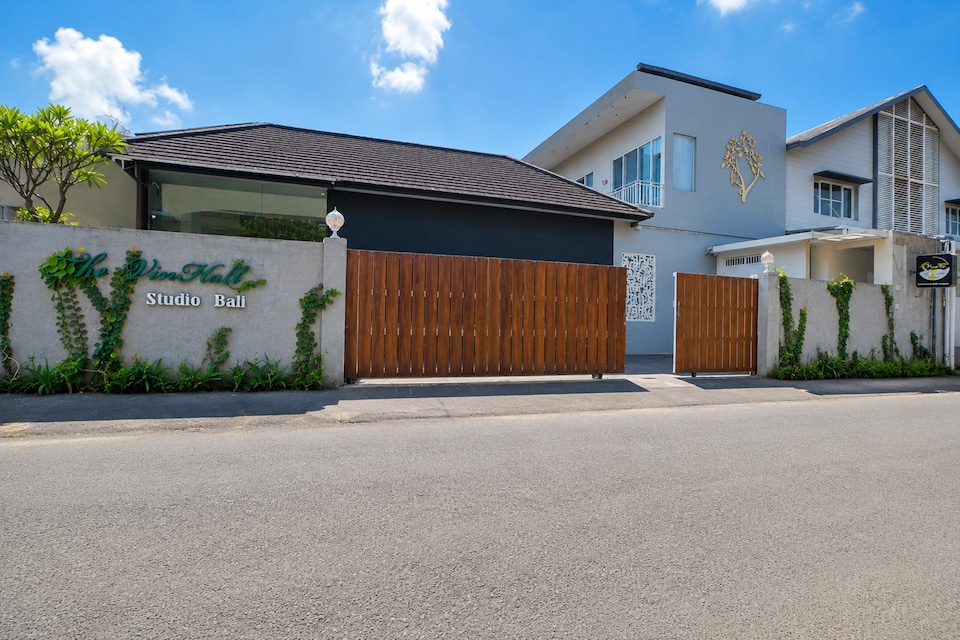 Townhouse Oak The Vinhill Studio , Sanur, Bali
