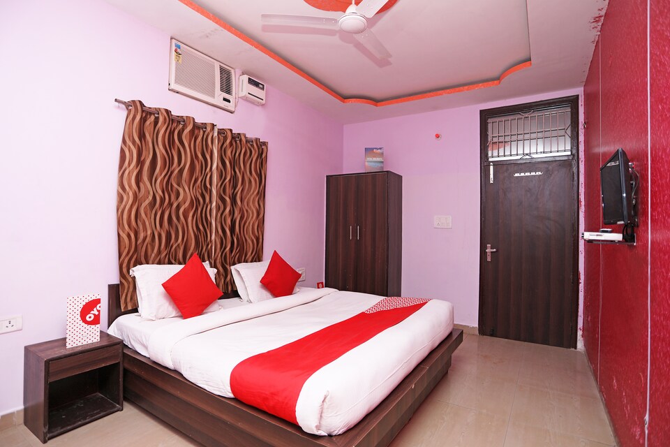 OYO 14983 Gawala Ashram, Iskcon Vrindavan, Vrindavan