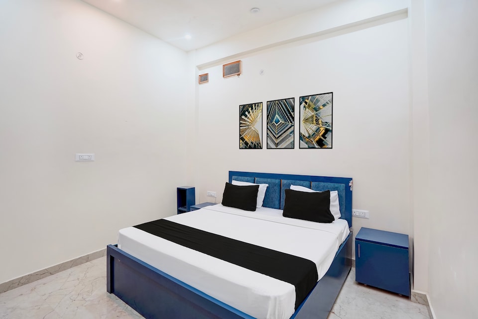 Hotel O Sapphire Grand, Airport Lucknow, Lucknow