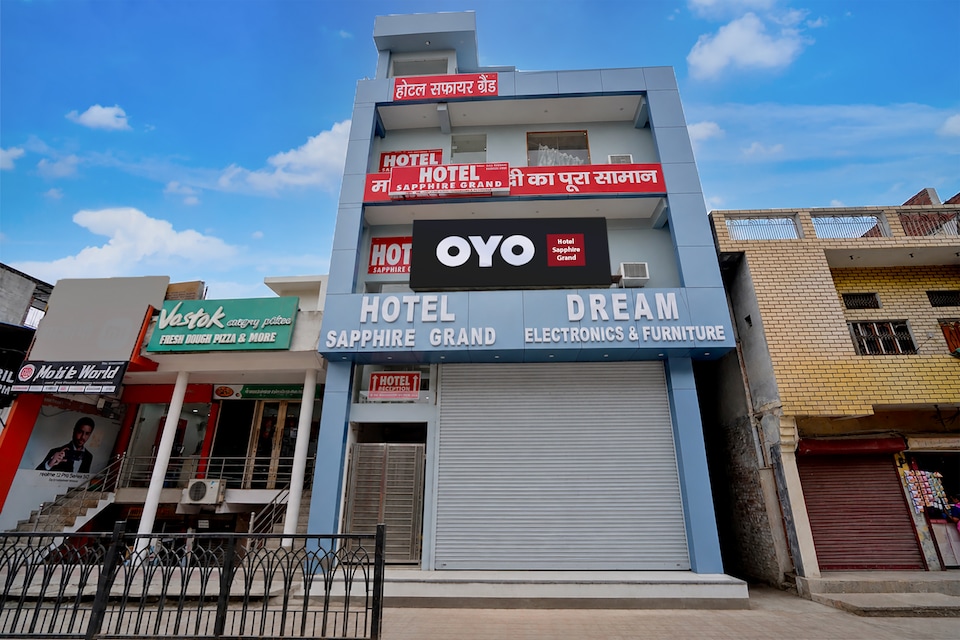 Hotel O Sapphire Grand, Airport Lucknow, Lucknow