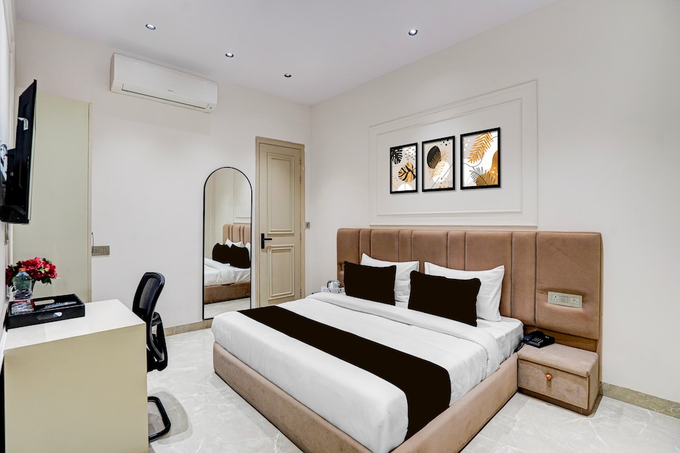 Townhouse Hotel SBG Tower A Premium Corporate Suits, Ghaziabad City, Ghaziabad