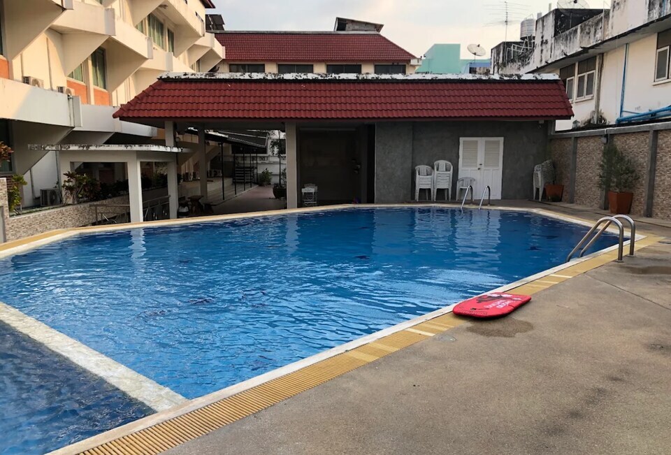 Dancenter Ayothaya Hotel, Phranakhon Si Ayutthaya, Ayutthaya