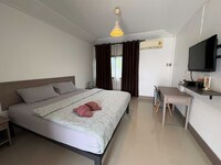 Dancenter Ayothaya Hotel