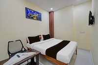 Hotel O Moonlight Luxury Rooms