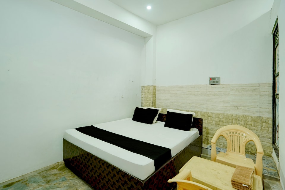 Hotel O CHOUDHARY GUEST HOUSE, Alwar, Alwar