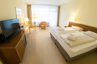 Spa & Wellnesshotel Bad Alexandersbad – Fichtelgebirge by Belvilla