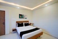 Collection O Aarunya Residency And Banquets 