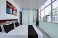 HOTEL O M.R 
