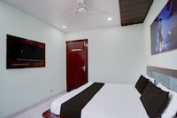 HOTEL O M.R 