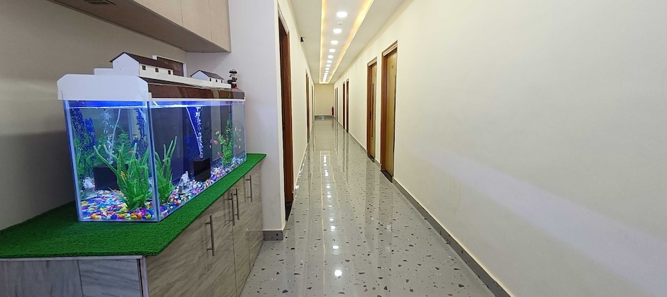 Hotel O A One hotel 2 and Banquet , Airport Lucknow, Lucknow
