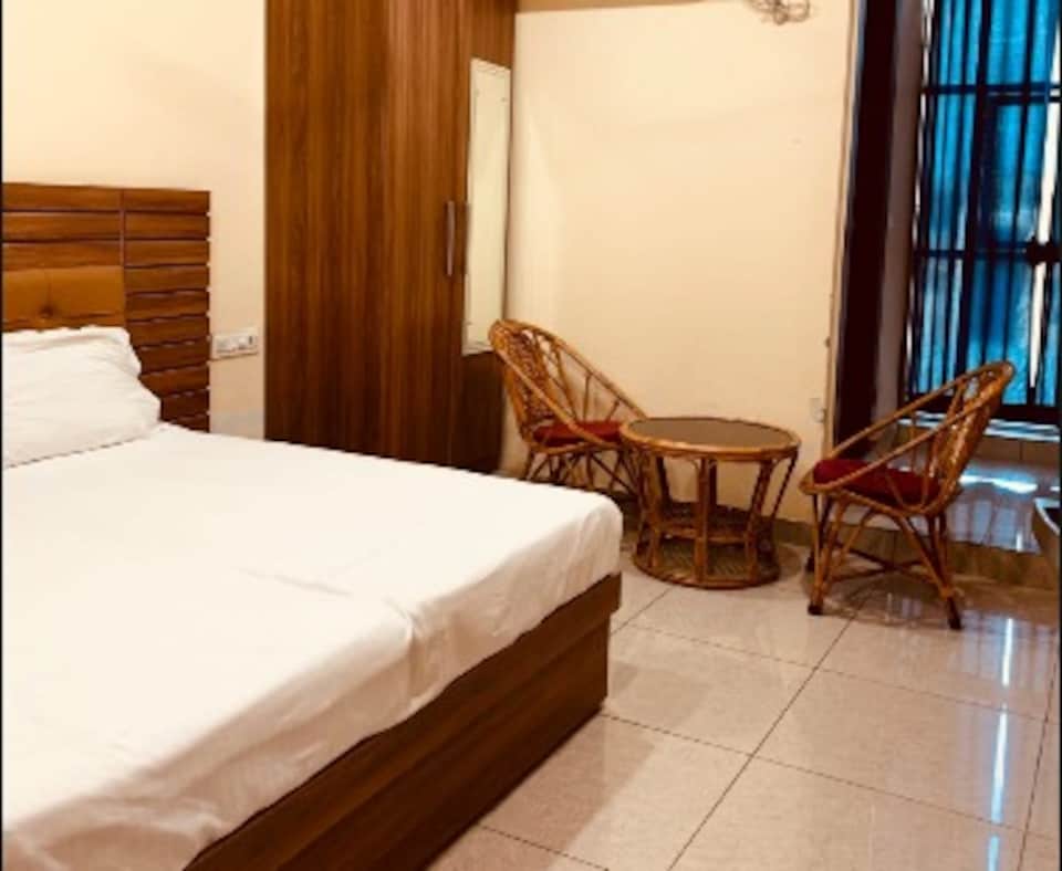 SPOT ON The Golden Guest House, Tikonia Haldwani, Haldwani